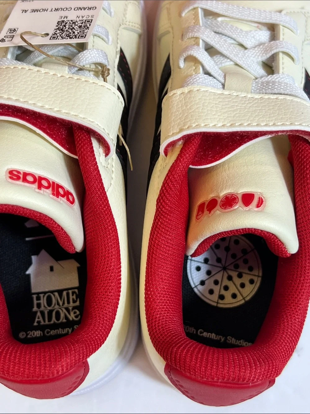 Adidas Grand Court Home Alone Kids Sneakers  shoes JR5622 Size 13K‎ New in Box